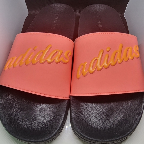 Adidas Adilette slides - Picture 3 of 3